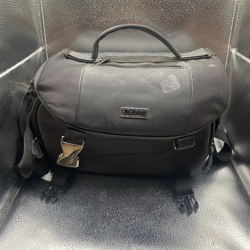 Nikon Black Nylon Padded Adjustable Shoulder Camera Bag with Dividers